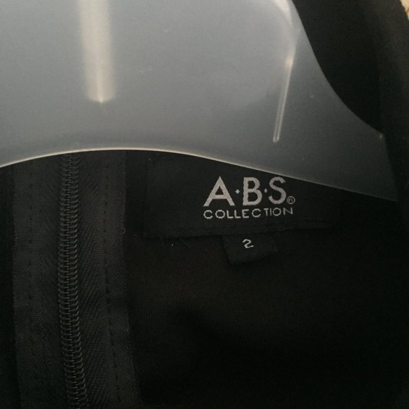 dress - Picture 3 of 4